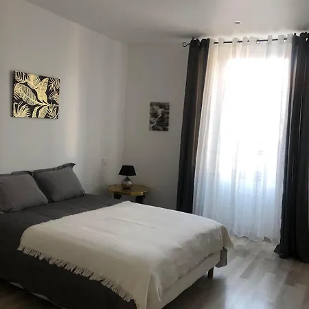 F3 De 80m Independant Dans Maison *